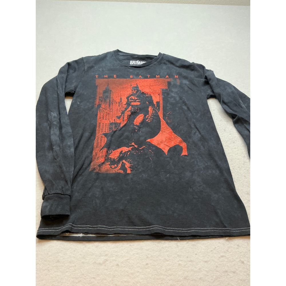 The Batman Movie Graphic Long Sleeve‎ Shirt Small Black Red Mineral Wash Tee NWT